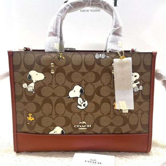 🔥🎁NEW! Coach X Peanuts Dempsey Carryall in Canvas w/ Snoopy Msrp: $450.00 - Picture 3 of 11